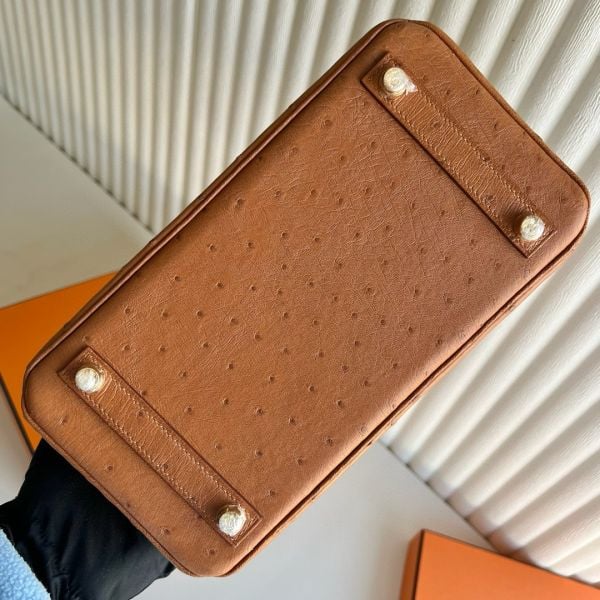 Hermes Birkin 25 Retourne Handmade Bag in Gold Ostrich Leather - Image 8