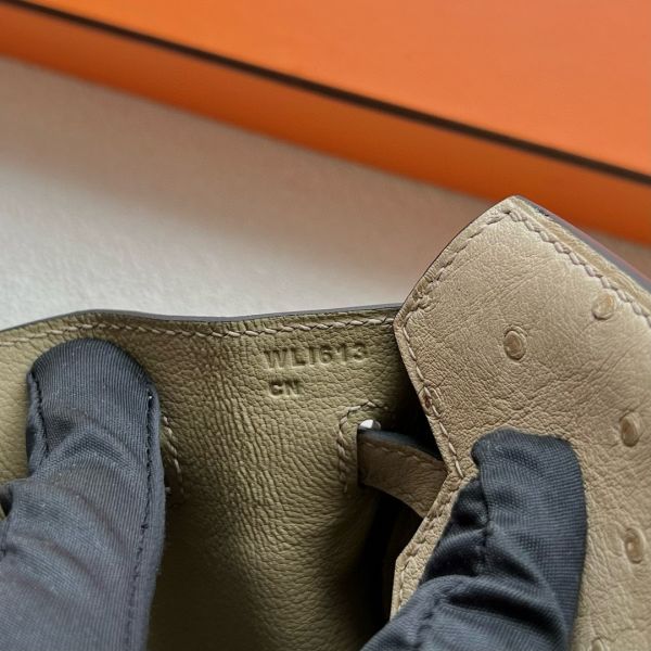 Hermes Birkin 25 Retourne Handmade Bag In Trench Ostrich Leather - Image 4