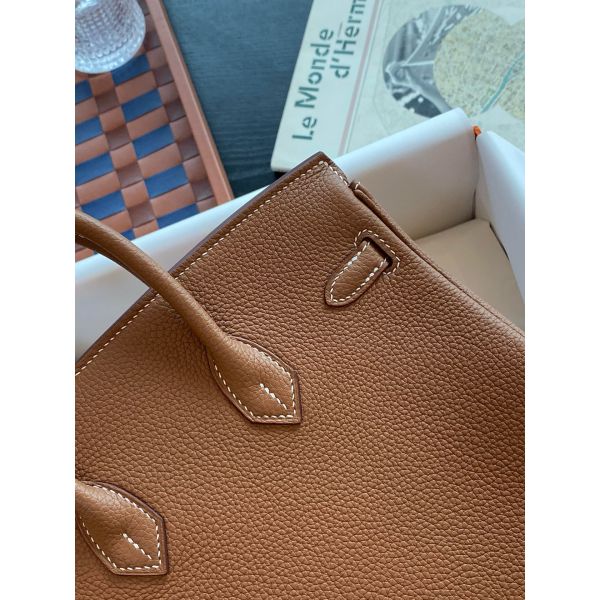 Hermes Birkin 25 Retourne Handmade Bag in Gold Togo Leather - Image 5