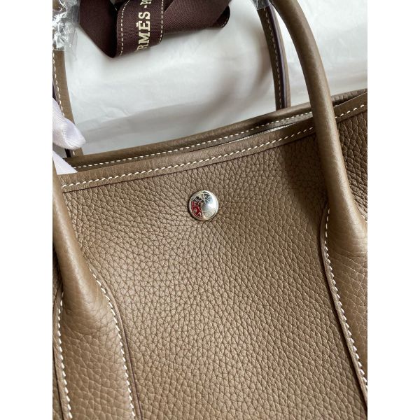 Hermes Garden Party 30 Handmade Bag in Taupe Clemence Leather - Image 3