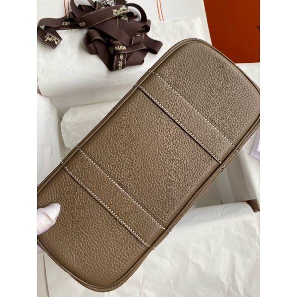Hermes Garden Party 30 Handmade Bag in Taupe Clemence Leather - Image 6