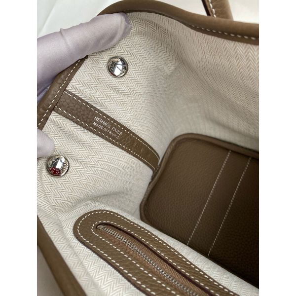 Hermes Garden Party 30 Handmade Bag in Taupe Clemence Leather - Image 9