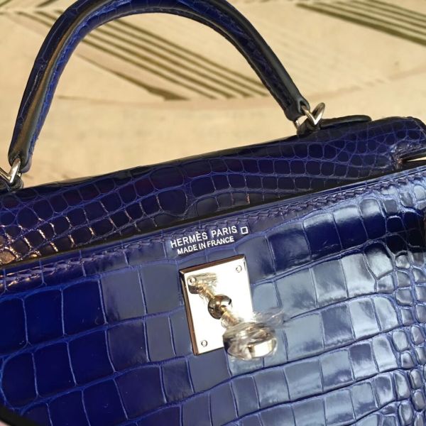 Hermes Kelly Mini II Handmade Bag In Blue Alligator Crocodile - Image 6