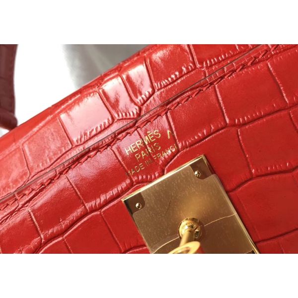 Hermes Kelly 25cm Handmade Bag In Red Embossed Crocodile Leather - Image 6