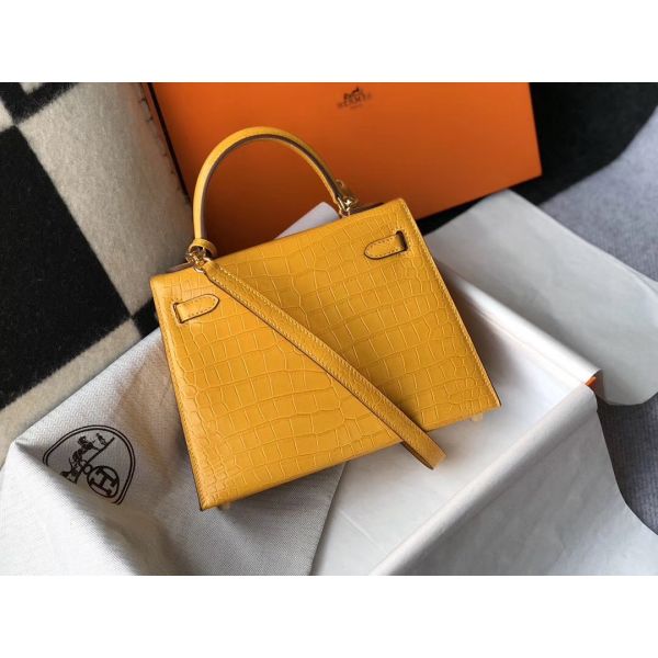 Hermes Kelly 25cm Handmade Bag In Yellow Embossed Crocodile Leather - Image 2