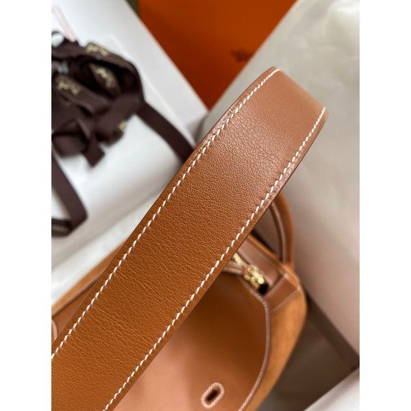 Hermes Lindy 30 Handmade Bag In Gold Doblis Suede Calfskin - Image 5