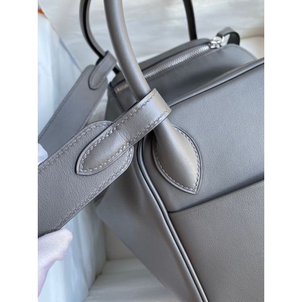 Hermes Lindy 30 Handmade Bag In Grey Swift Calfskin - Image 4