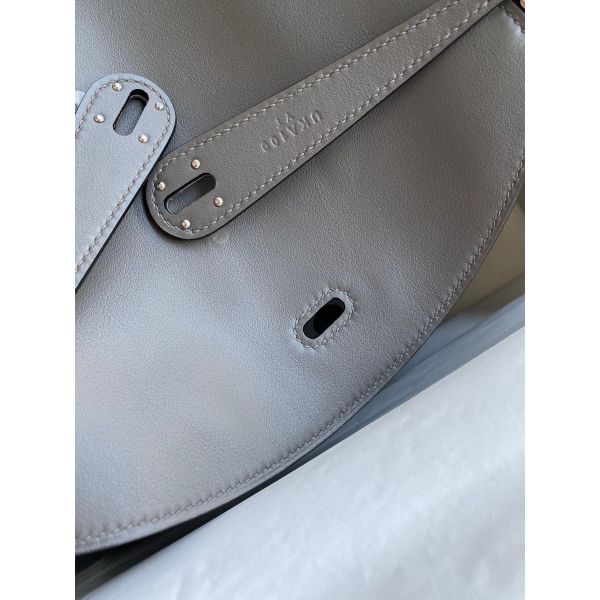 Hermes Lindy 30 Handmade Bag In Grey Swift Calfskin - Image 6