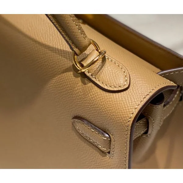 Hermes Kelly 28cm Bag In Chai Epsom Leather GHW - Image 6