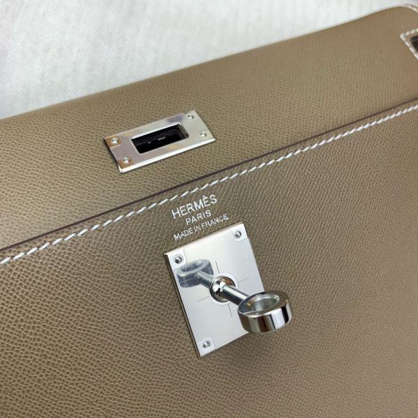 Hermes Kelly Elan Handmade Bag In Taupe Epsom Leather - Image 8