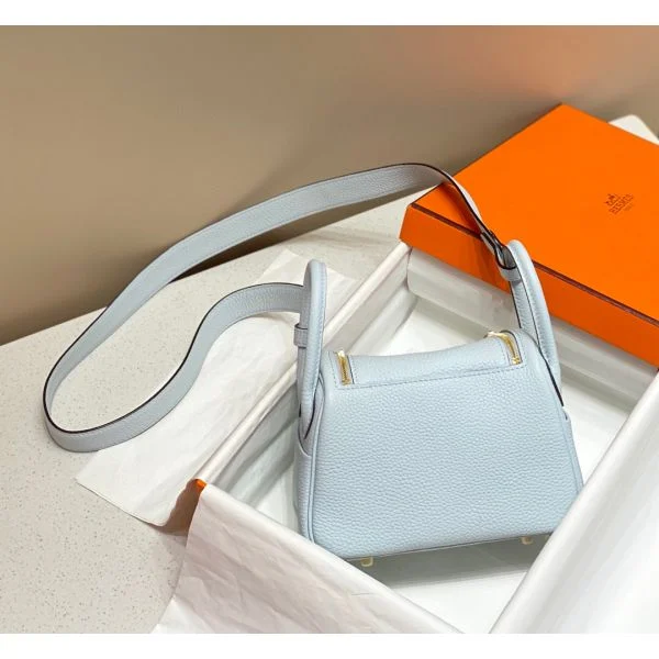 Hermes Lindy Mini Bag In Blue Brume Clemence Leather GHW - Image 3