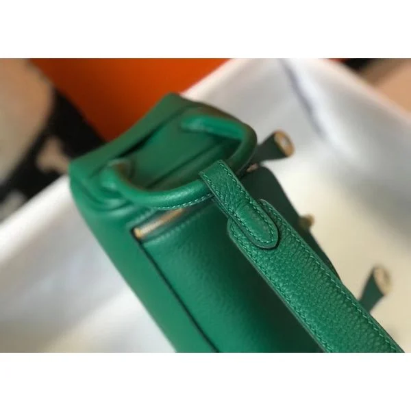Hermes Lindy Mini Bag In Green Clemence Leather GHW - Image 4