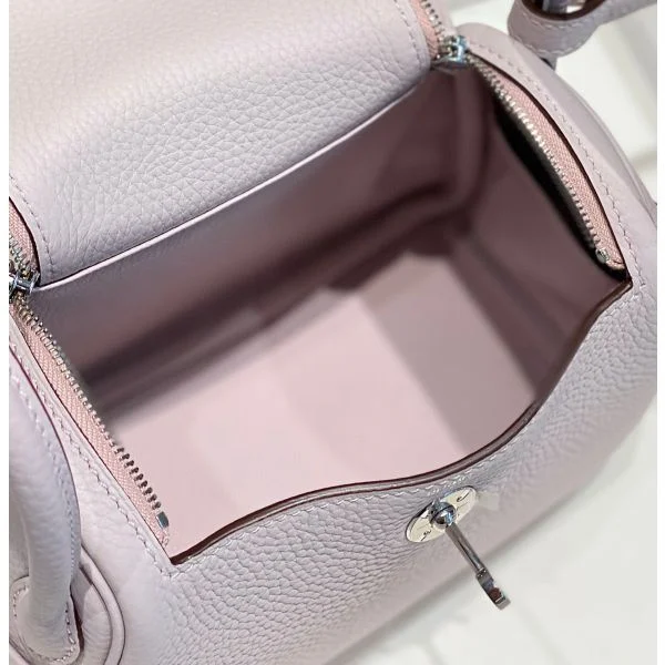 Hermes Lindy Mini Bag In Mauve Pale Clemence Leather PHW - Image 9