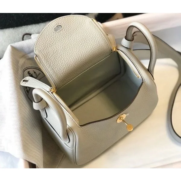 Hermes Lindy Mini Bag In Pearl Grey Clemence Leather GHW - Image 8