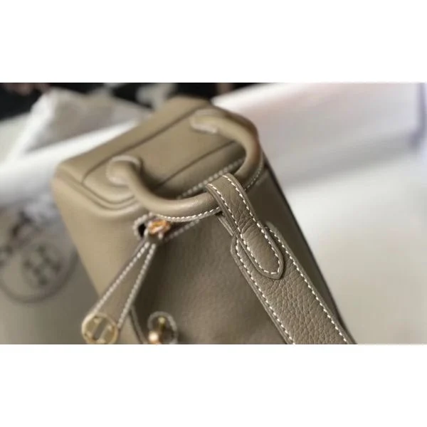 Hermes Lindy Mini Bag In Taupe Clemence Leather GHW - Image 4