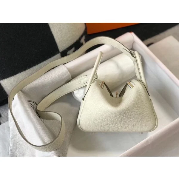 Hermes Lindy Mini Bag In White Clemence Leather GHW - Image 2