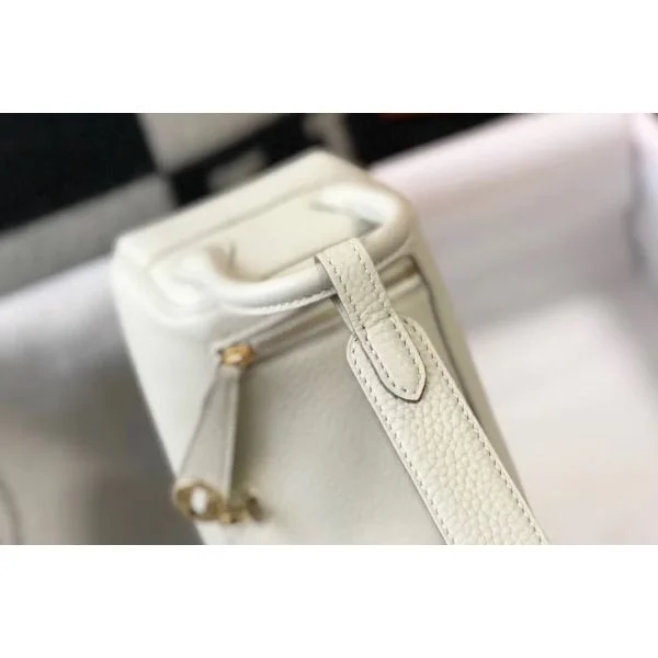 Hermes Lindy Mini Bag In White Clemence Leather GHW - Image 4