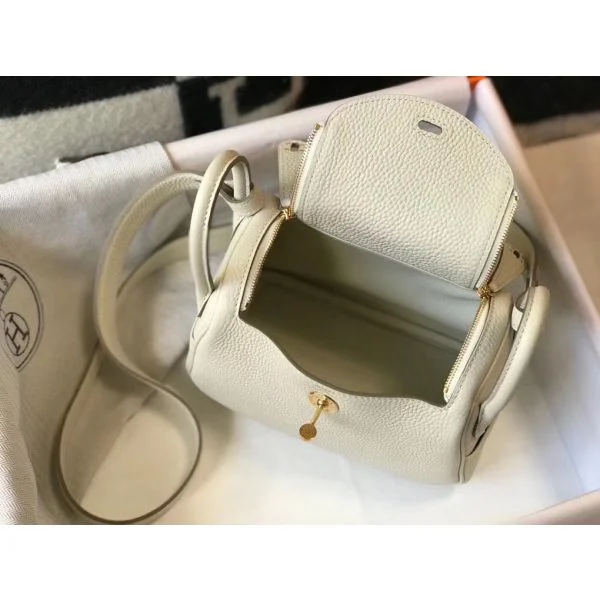 Hermes Lindy Mini Bag In White Clemence Leather GHW - Image 8