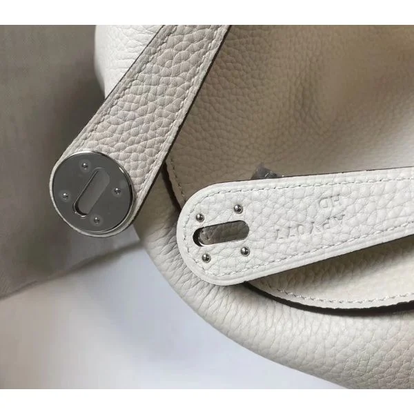 Hermes Lindy 26cm Bag In Beton Clemence Leather PHW - Image 4