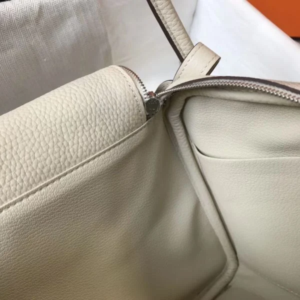 Hermes Lindy 26cm Bag In Beton Clemence Leather PHW - Image 8