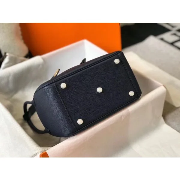 Hermes Lindy 26cm Bag In Navy Blue Clemence Leather GHW - Image 8