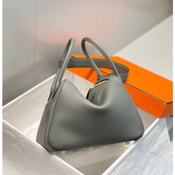Hermes Lindy 26cm Bag In Gris Meyer Clemence Leather GHW - Image 4