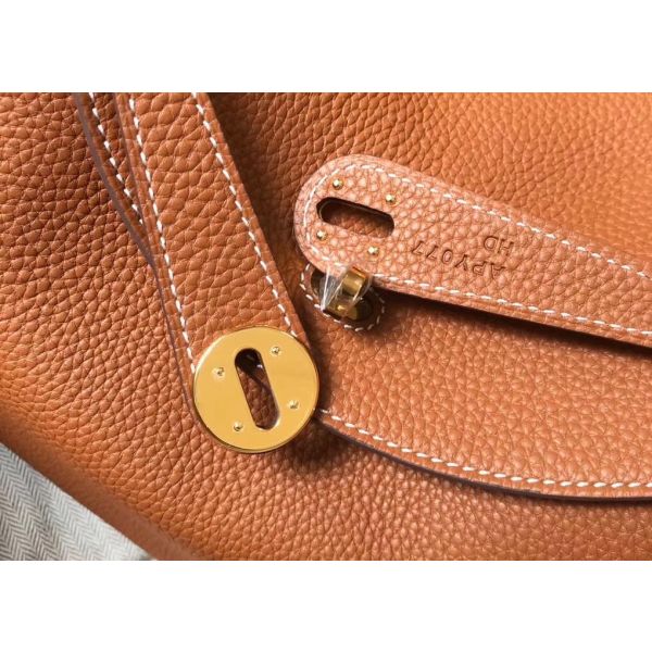 Hermes Lindy 26cm Bag In Gold Clemence Leather GHW - Image 5