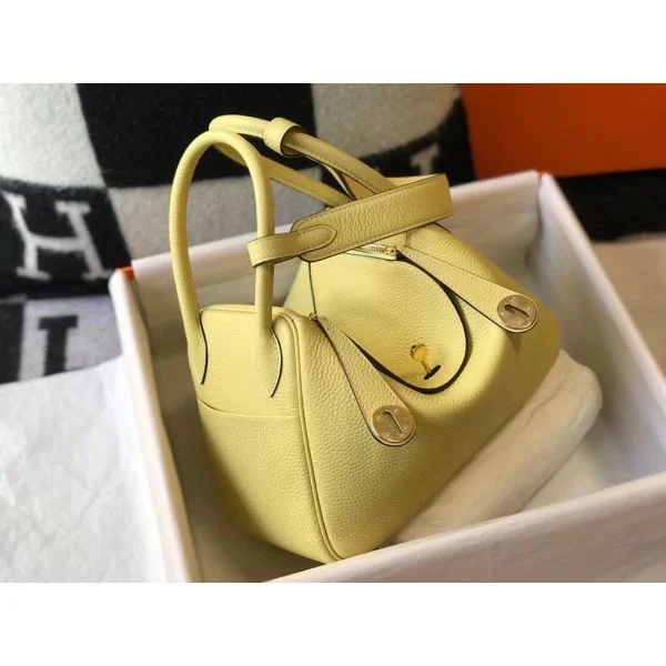 Hermes Lindy 26cm Bag In Jaune Poussin Clemence Leather GHW - Image 3