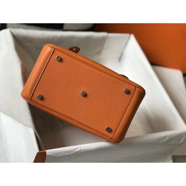 Hermes Lindy 26cm Bag In Orange Clemence Leather PHW - Image 3