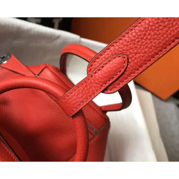 Hermes Lindy 26cm Bag In Red Clemence Leather PHW - Image 3