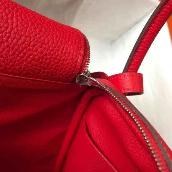 Hermes Lindy 26cm Bag In Red Clemence Leather PHW - Image 8