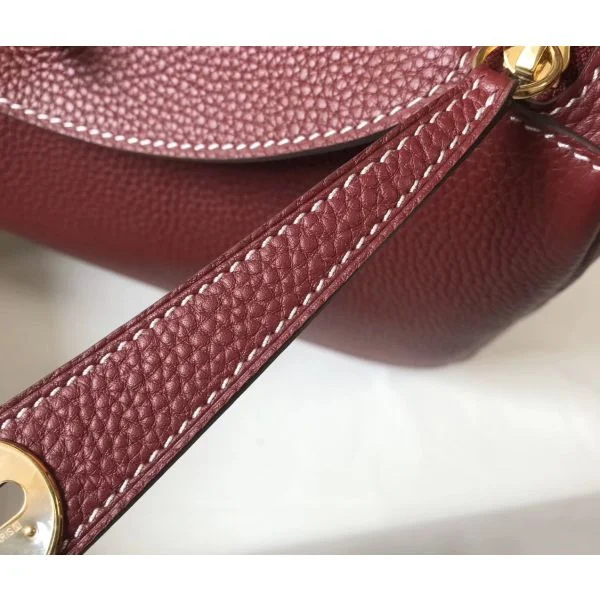 Hermes Lindy 30cm Bag In Bordeaux Clemence Leather GHW - Image 6