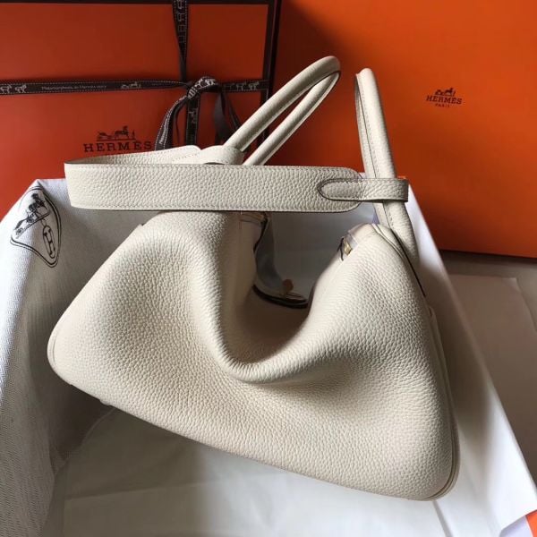 Hermes Lindy 30cm Bag In Beton Clemence Leather GHW - Image 2