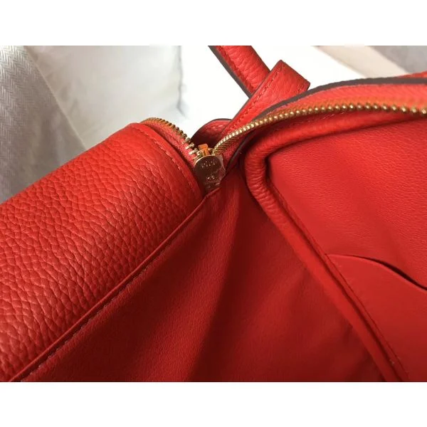 Hermes Lindy 30cm Bag In Red Clemence Leather GHW - Image 7