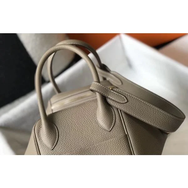 Hermes Lindy 30cm Bag In Gris Tourterelle Clemence Leather GHW - Image 4