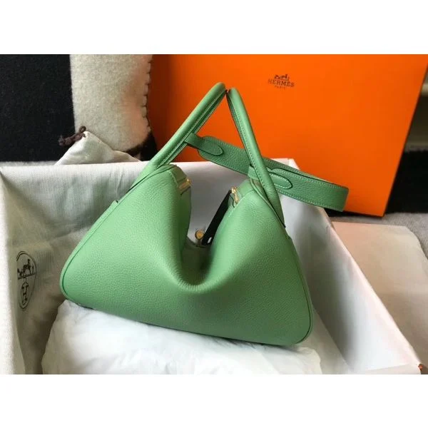 Hermes Lindy 30cm Bag In Vert Criquet Clemence Leather GHW - Image 2