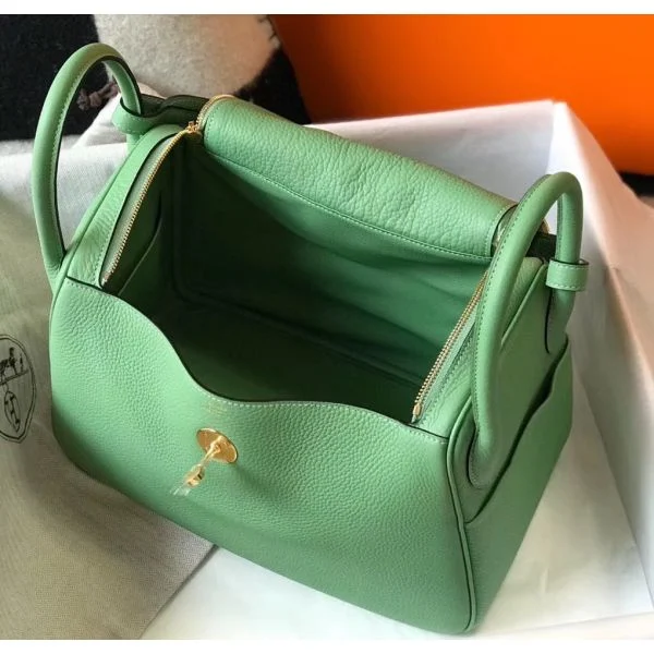 Hermes Lindy 30cm Bag In Vert Criquet Clemence Leather GHW - Image 8
