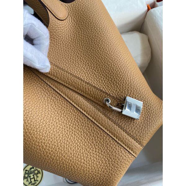 Hermes Picotin Lock 18 Handmade Bag in Biscuit Clemence Leather - Image 3