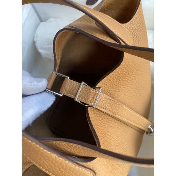 Hermes Picotin Lock 18 Handmade Bag in Biscuit Clemence Leather - Image 4