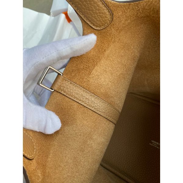 Hermes Picotin Lock 18 Handmade Bag in Biscuit Clemence Leather - Image 7
