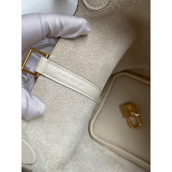 Hermes Picotin Lock 18 Handmade Bag in Craie Clemence Leather - Image 7