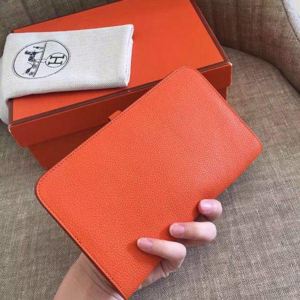 Hermes Dogon Duo Wallet In Orange Clemence Leather - Image 2
